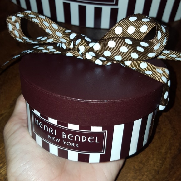 Henri Bendel mini hatbox - Picture 2 of 5